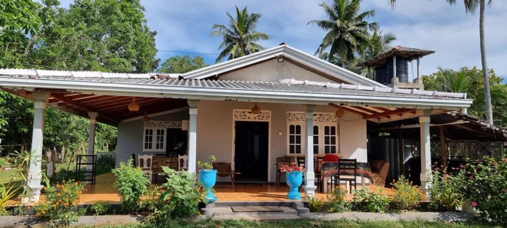 Tehan Homestay ديكويلاّ تين المظهر الخارجي الصورة
